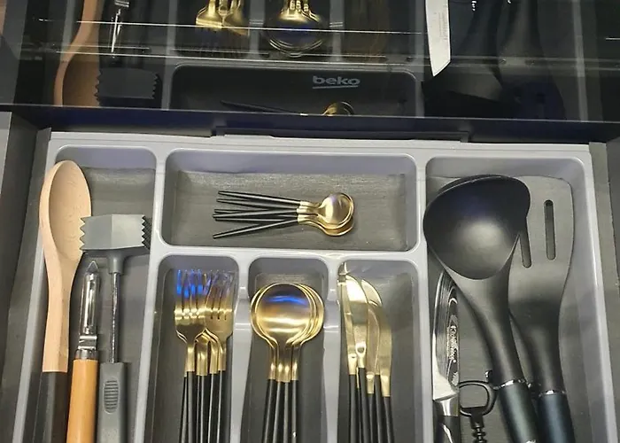 アパート Boheme Luxe ティラナ