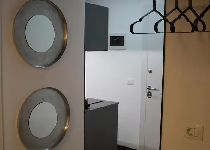 Boheme Luxe * ティラナ